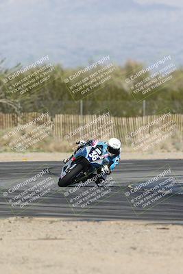 media/Jan-15-2026-Racers Edge (Thu) [[dfebeb70ab]]/2-A Group/Session 5 Turn 2/